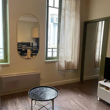 Apartment Au Coeur Du Centre De Carcassonne